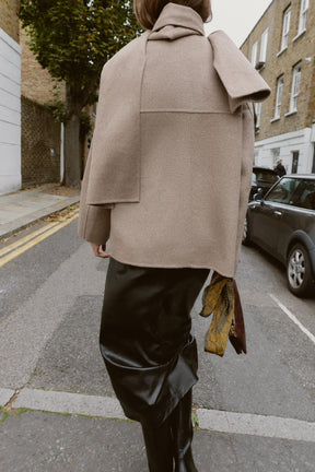 SHORT WOOL COAT WITH SCARF - Image 5