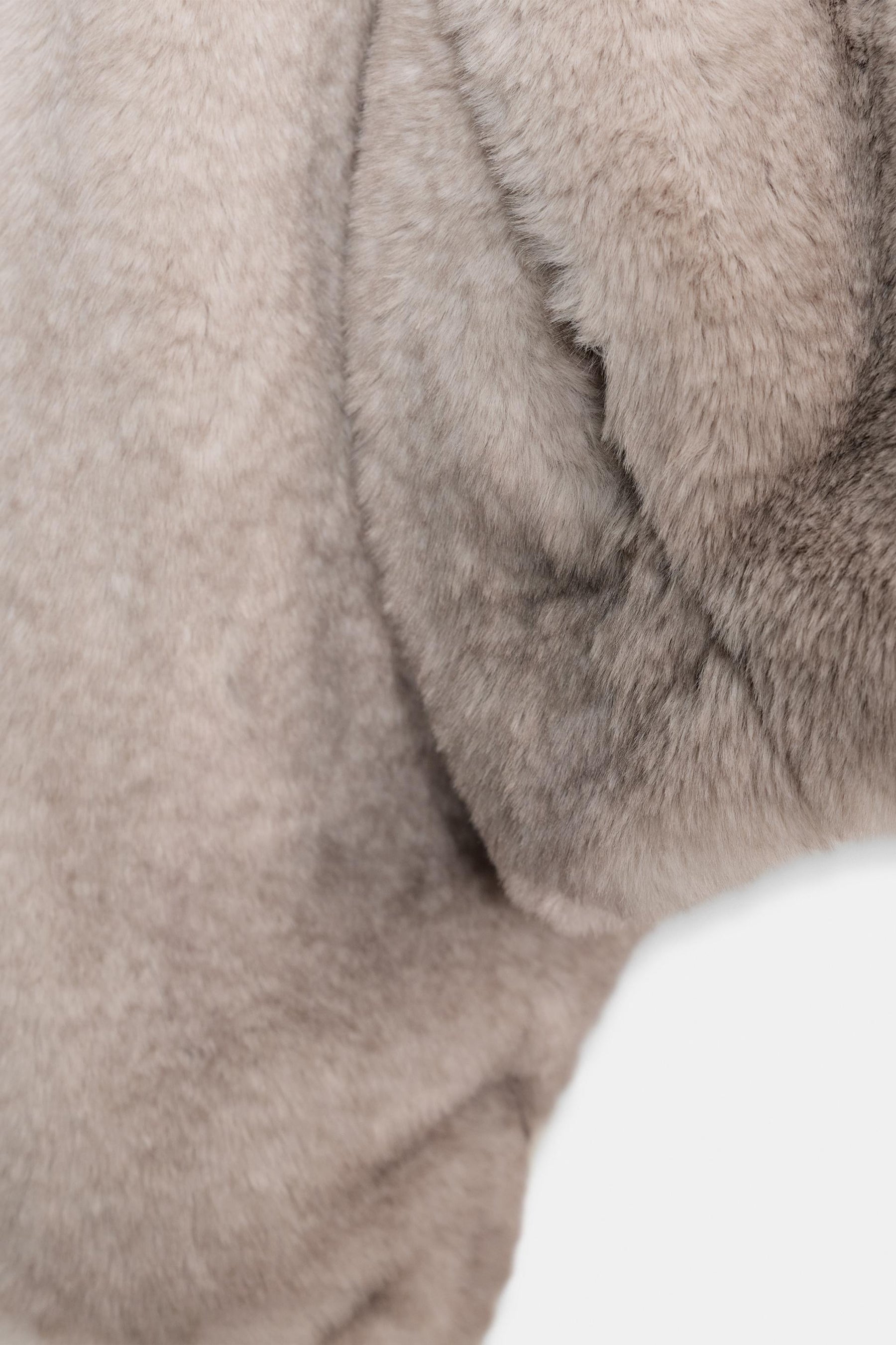 SHORT FAUX FUR HOODED COAT - Image 8