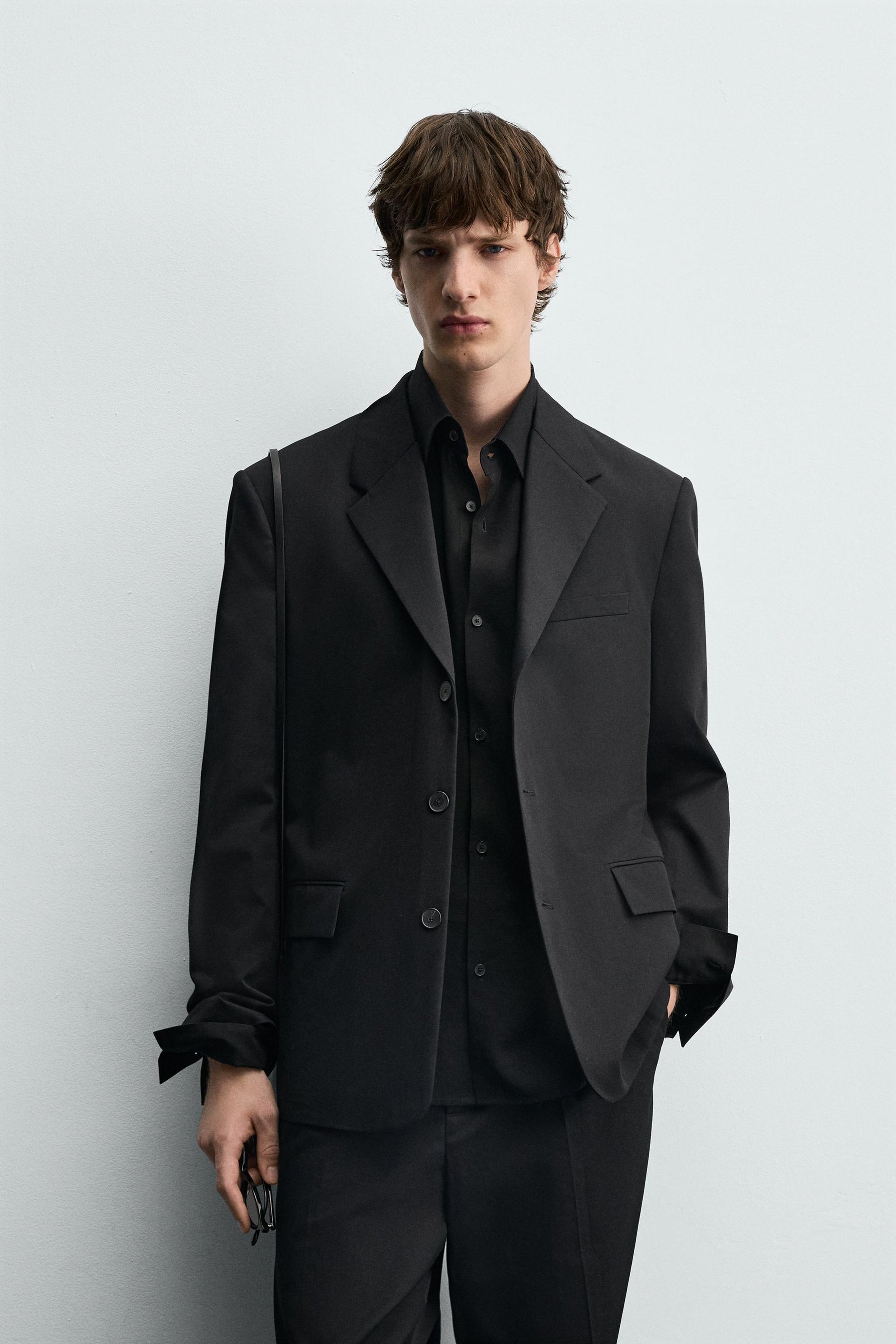 LIMITED EDITION SUIT BLAZER - Image 2