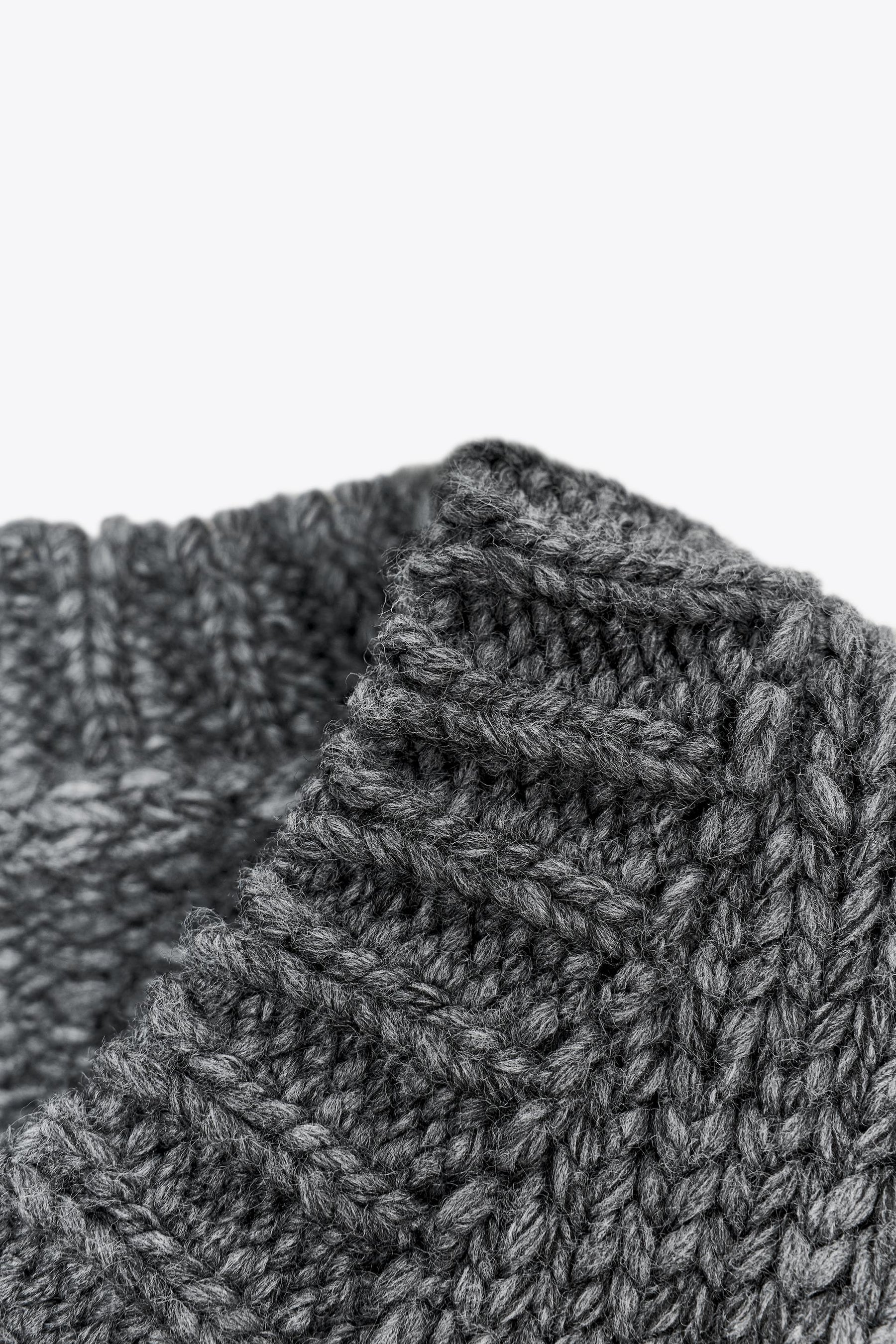 CROPPED KNIT V-NECK JUMPER - Image 5