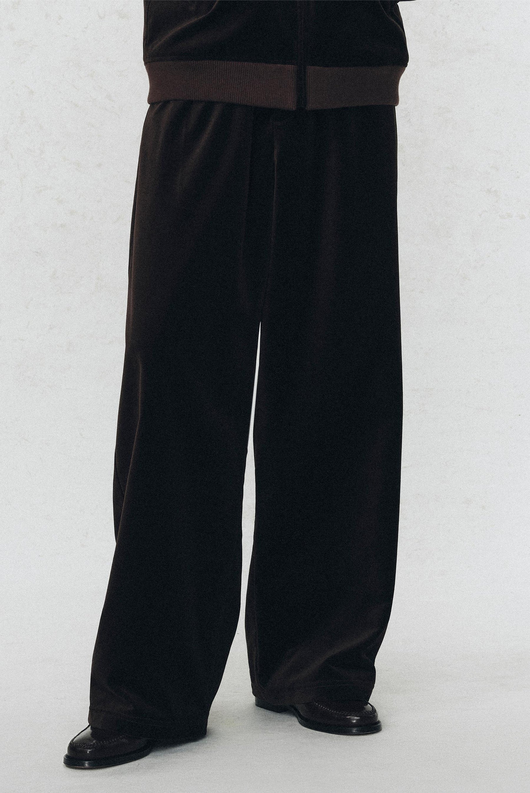 RELAXED FIT VELVET TROUSERS SOSHIOTSUKI X - Image 2