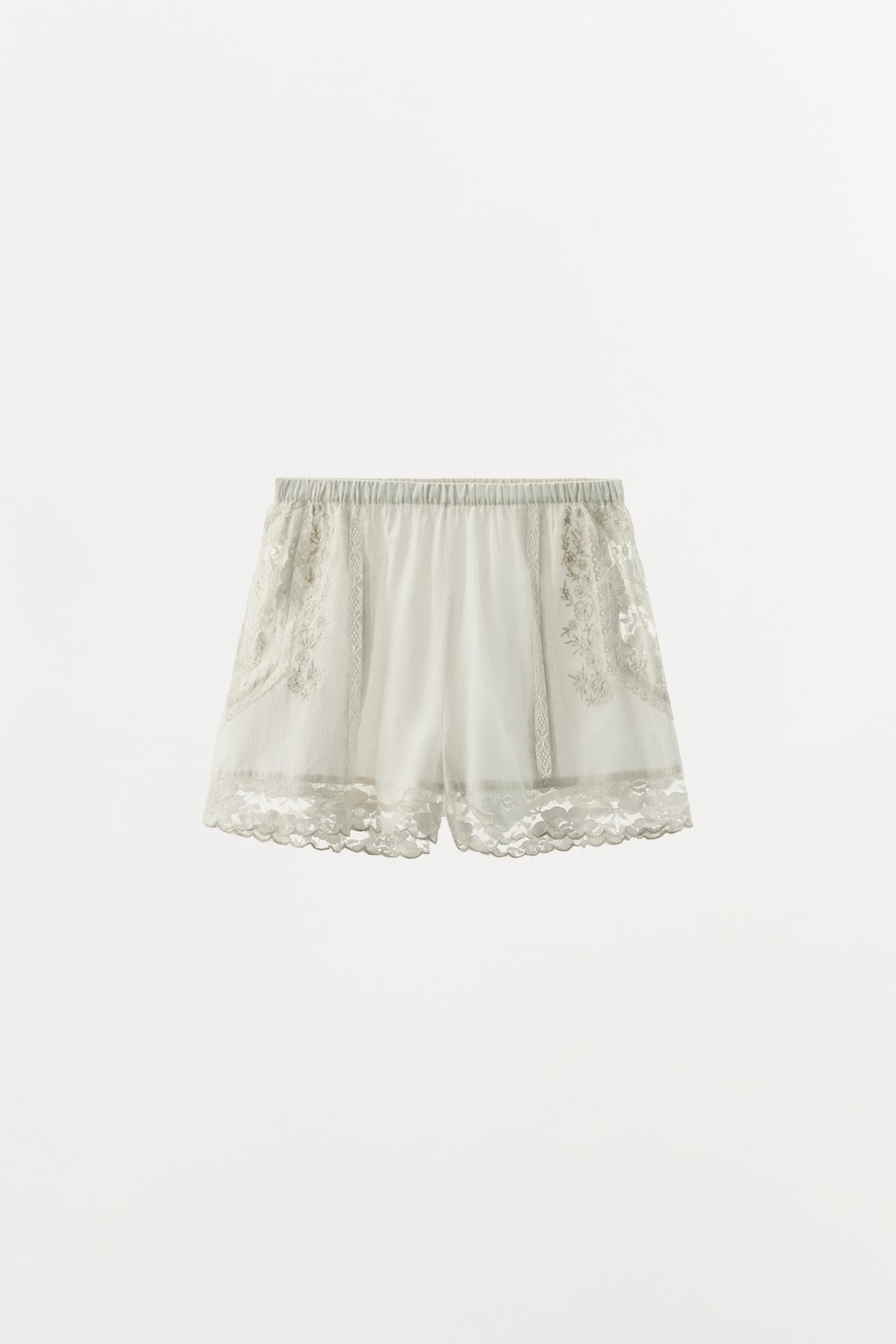 EMBROIDERED LACE SHORTS