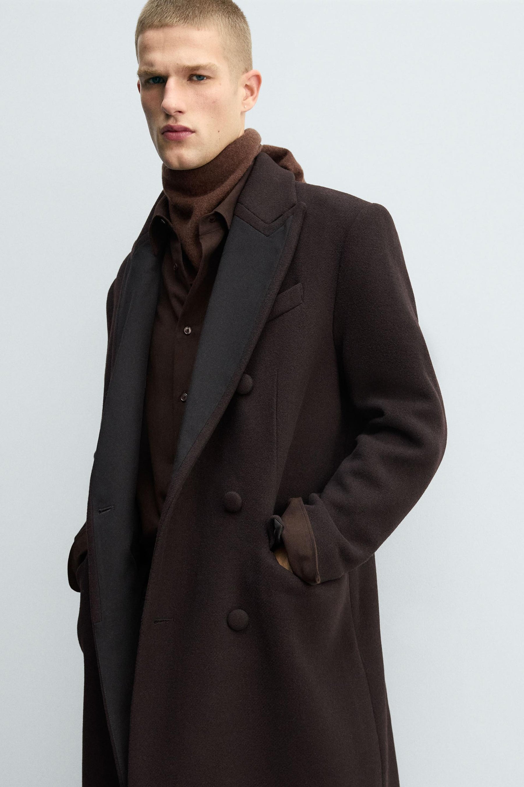 CONTRAST LAPEL WOOL COAT - Image 6