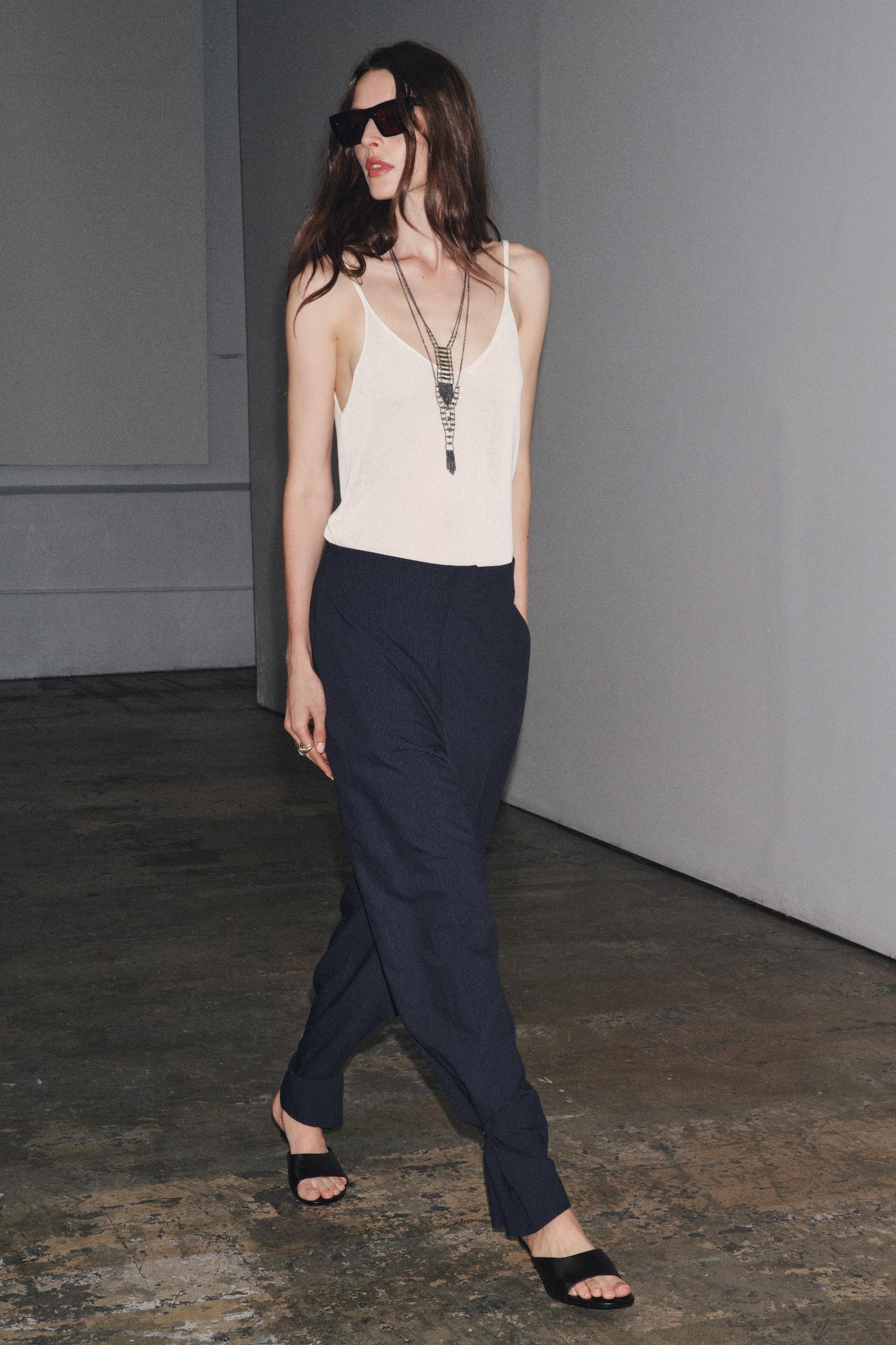 KNITTED STRAPPY TOP - Image 2