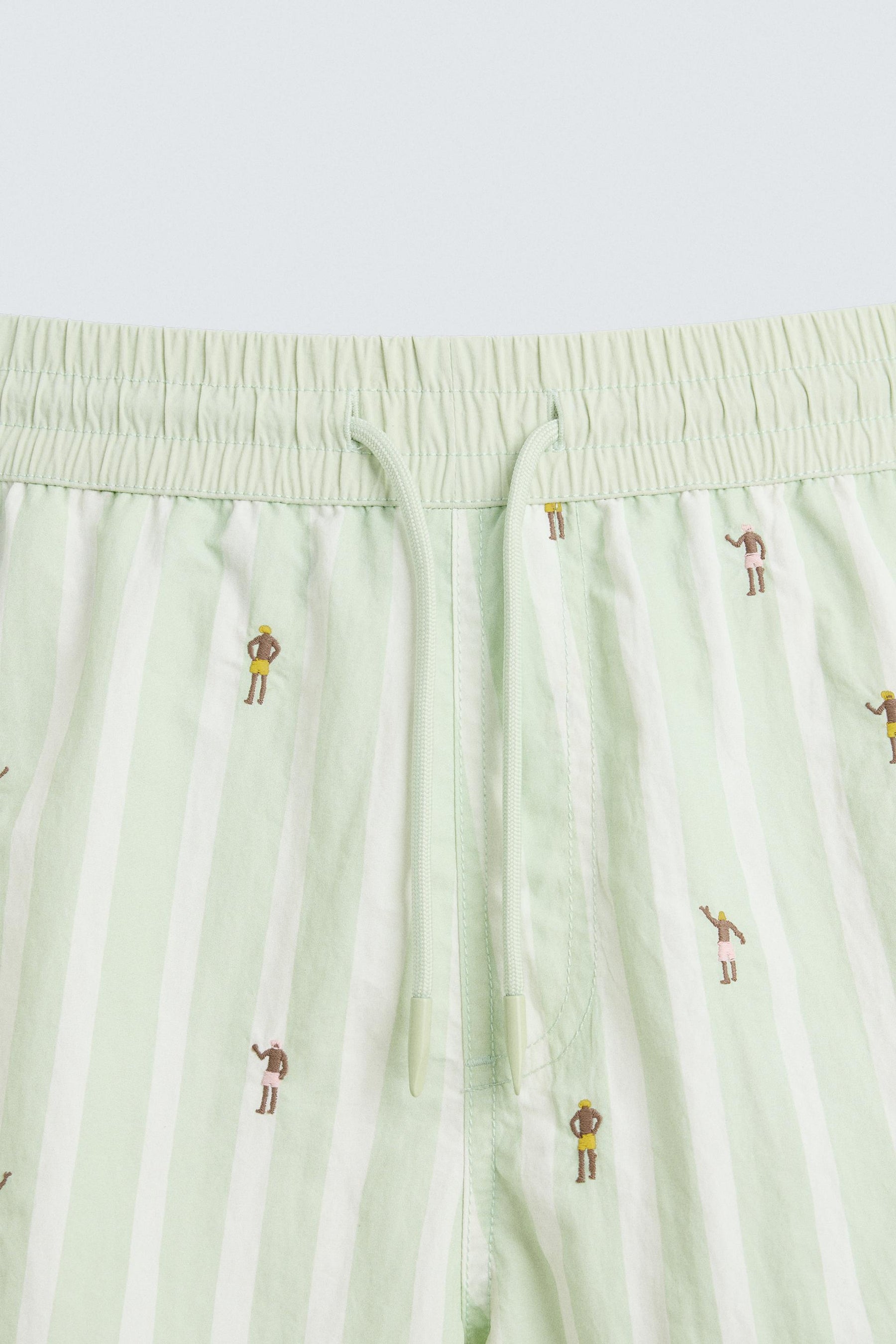 EMBROIDERED MID-LENGTH SWIMMING TRUNKS - Image 8