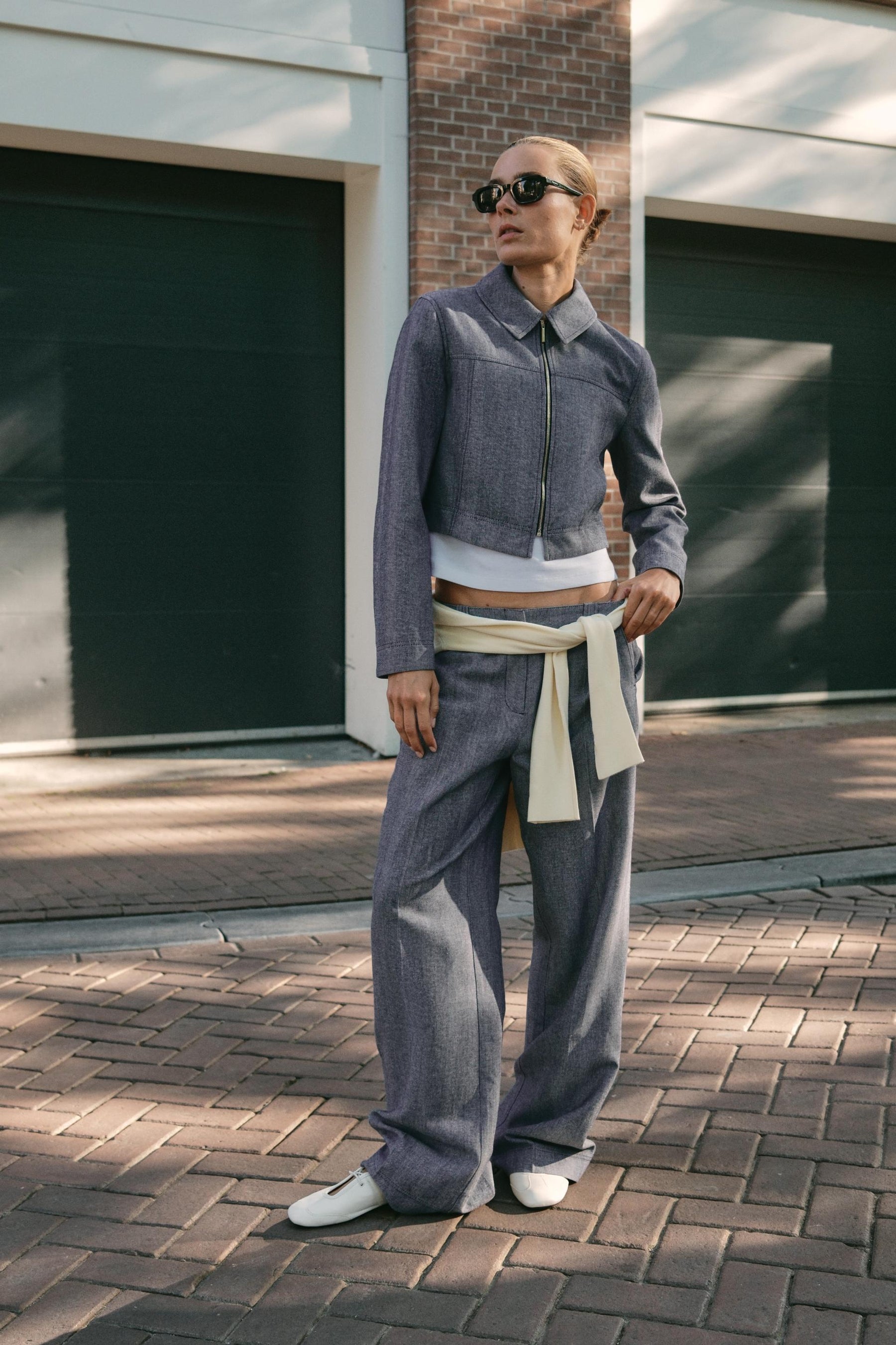 SHORT ZIP-UP JACKET - Image 1