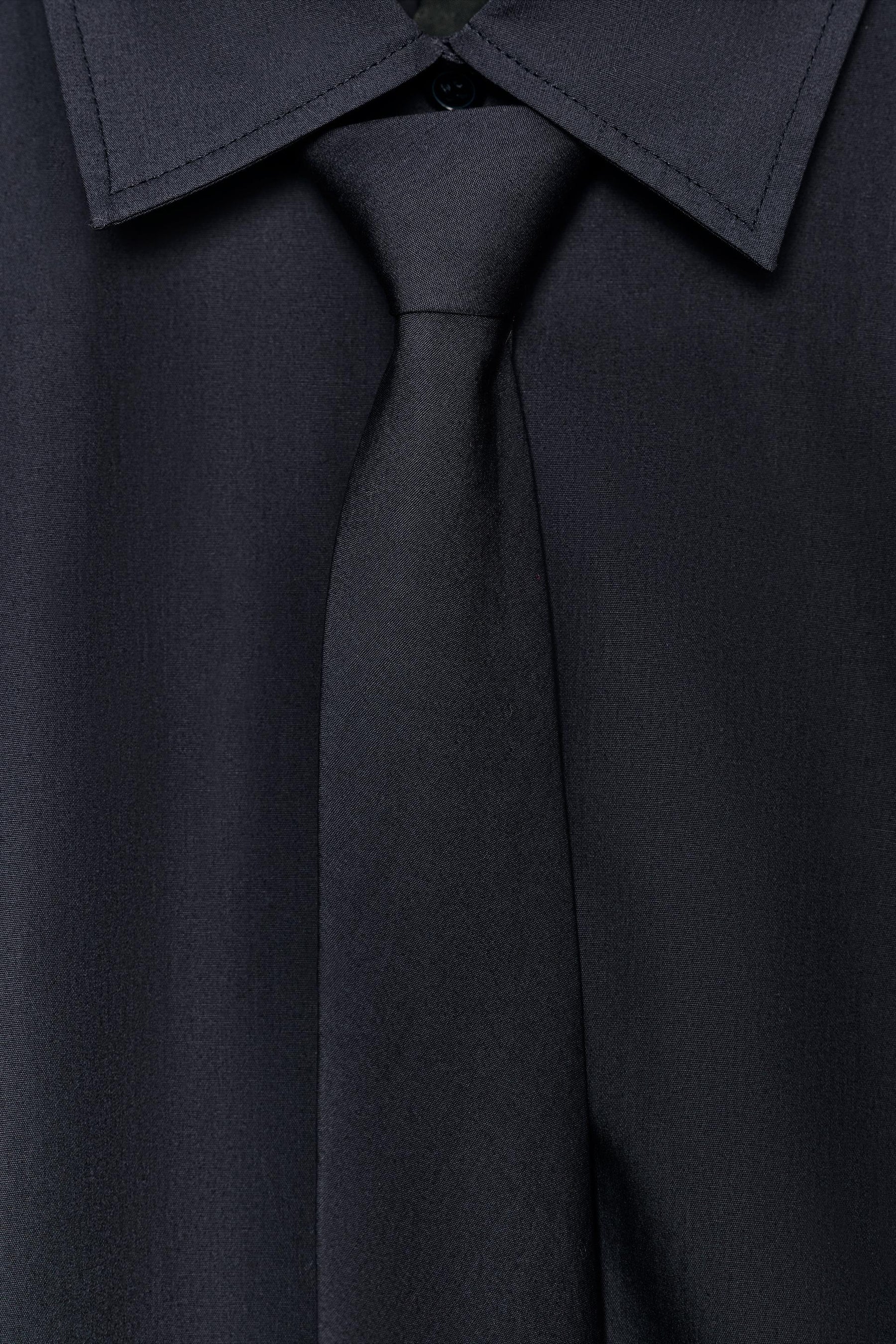 Poplin Shirt with Tie