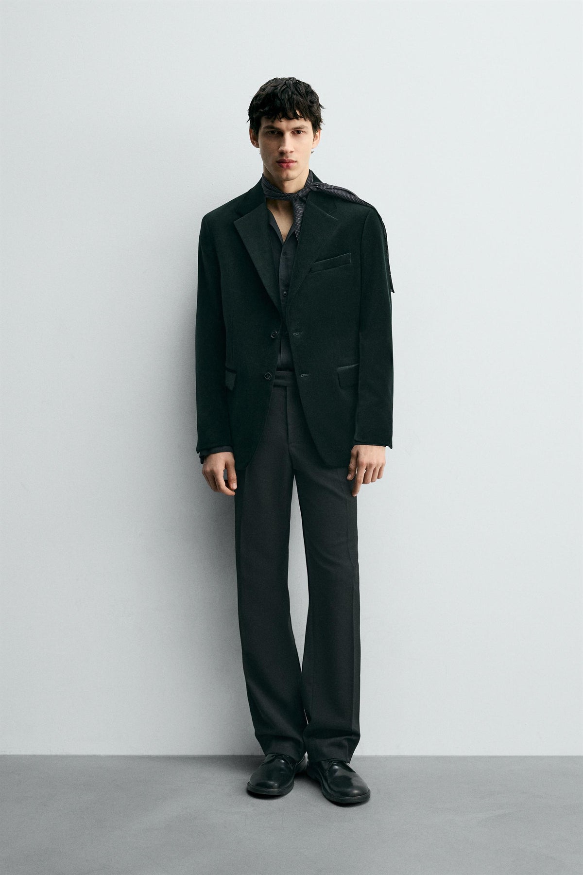 REGULAR FIT VELVET BLAZER - Image 1