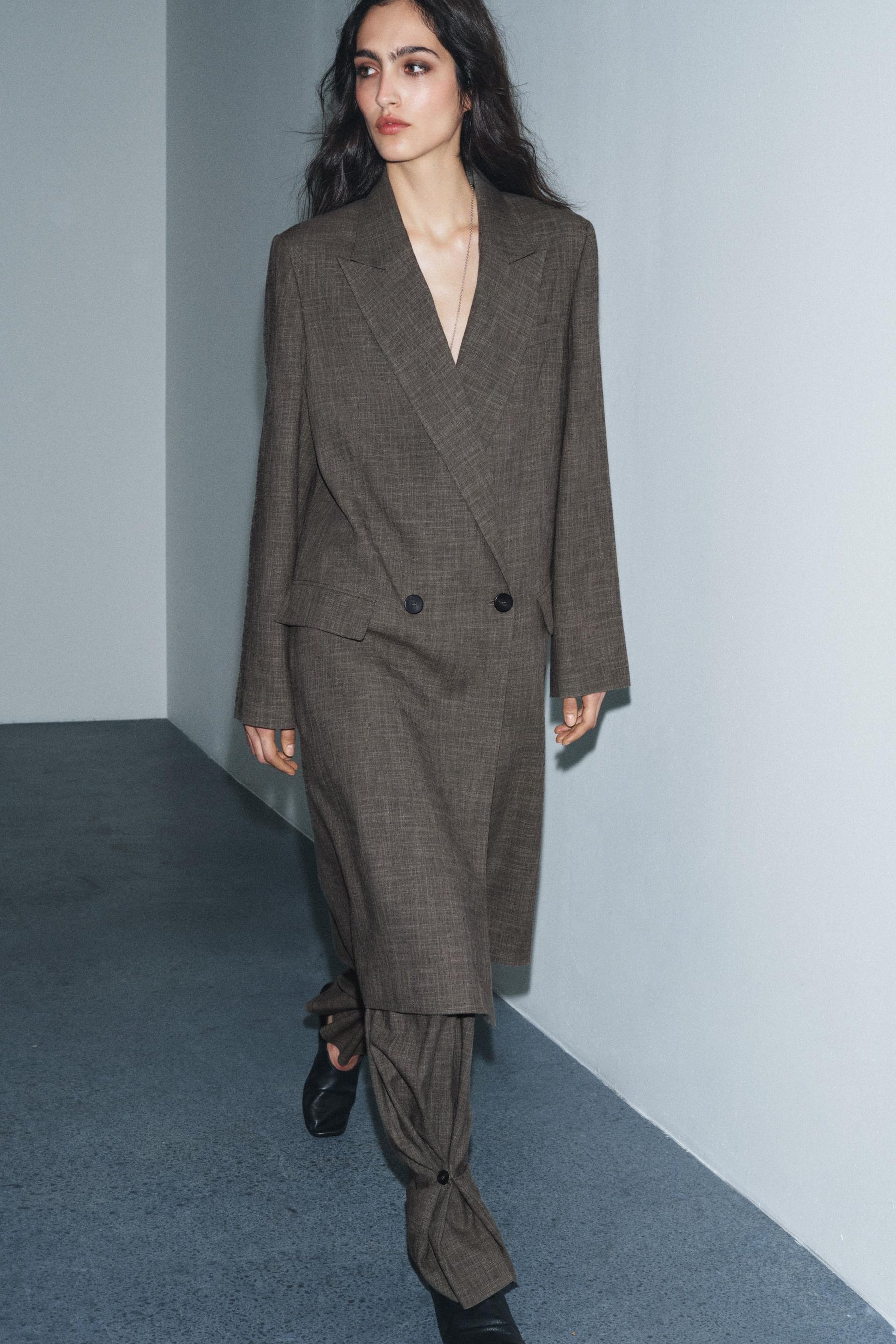 "DOUBLE-BREASTED FROCK COAT" - Image 4