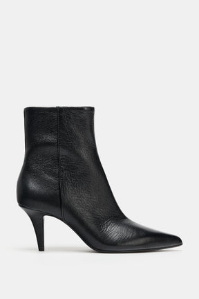 LEATHER ANKLE BOOTS