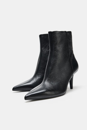 LEATHER ANKLE BOOTS