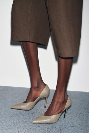 Leather High-Heel Shoes