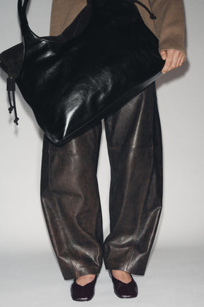 LEATHER BALLET FLATS