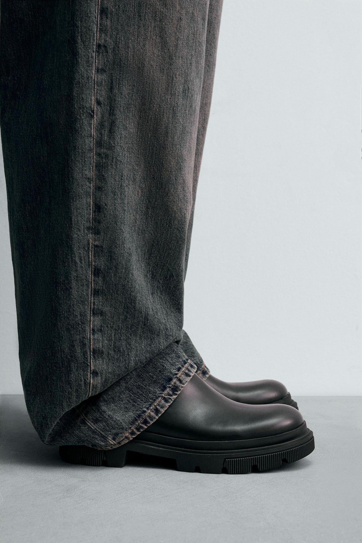CHUNKY CHELSEA BOOTS - Image 2