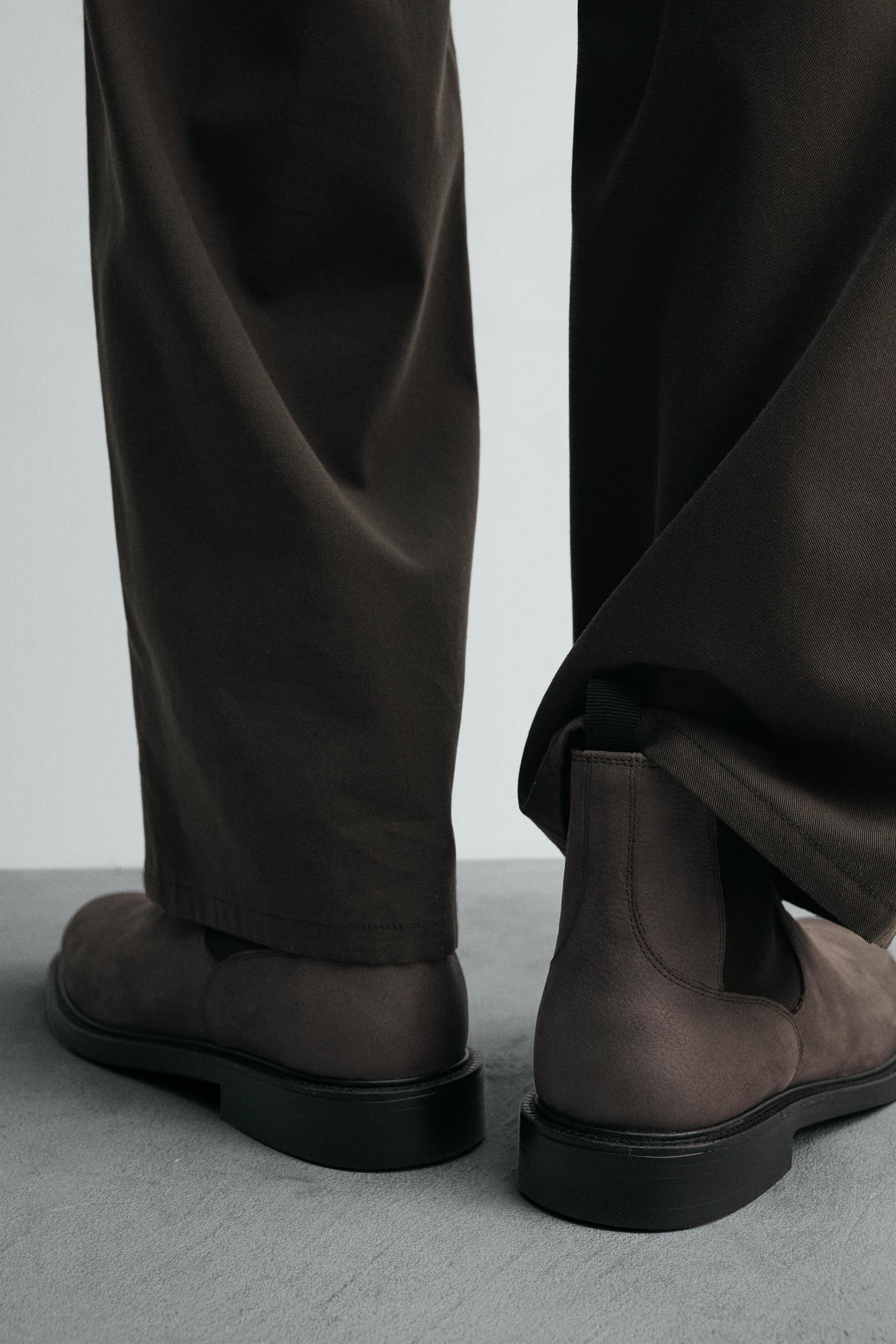 LEATHER CHELSEA BOOTS - Image 3
