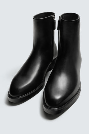 LEATHER POINTED BOOTS - Image 5