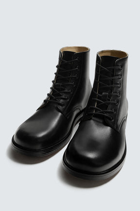 LIMITED EDITION LEATHER LACE-UP BOOTS - Image 5