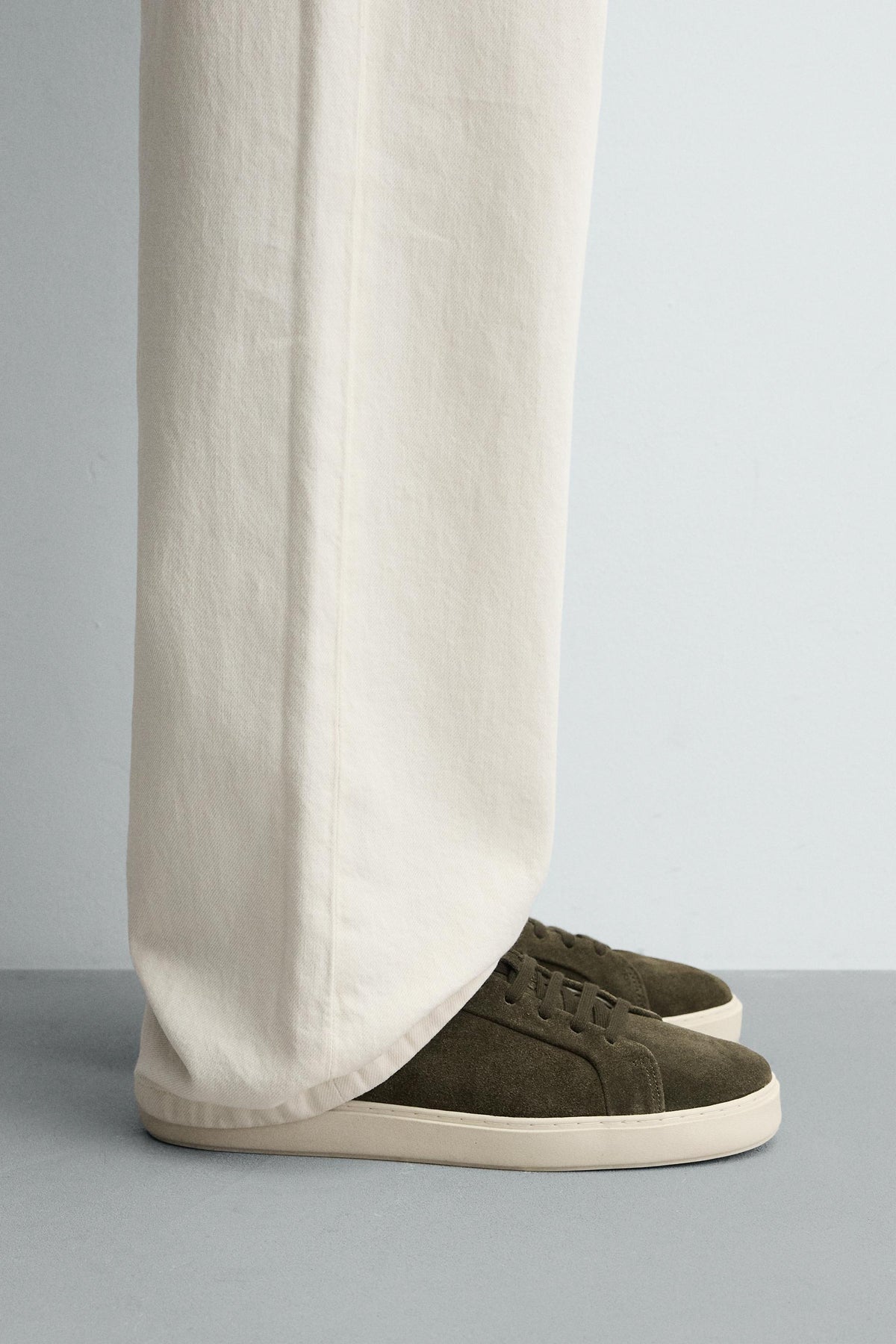 LEATHER TRAINERS - Image 1