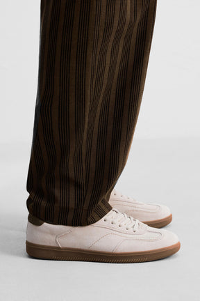 LEATHER TRAINERS WITH CONTRAST SOLE - Image 1