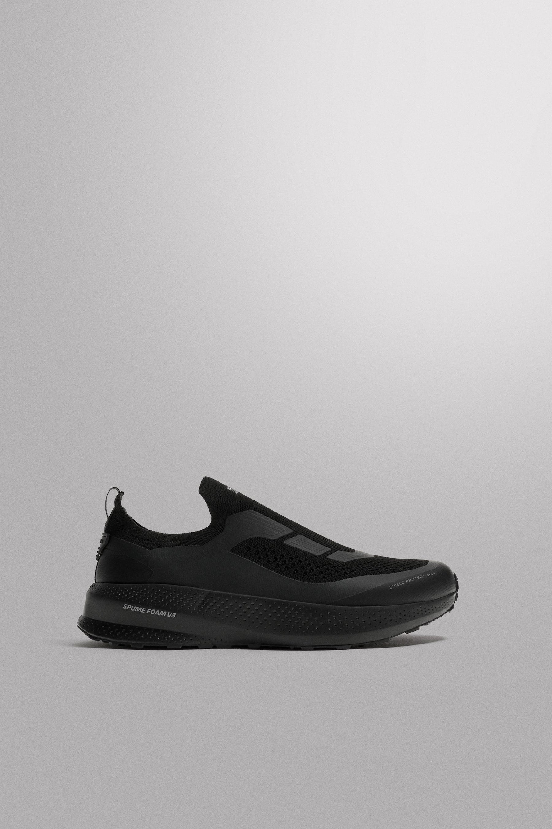 LACELESS RUNNING TRAINERS - Image 4