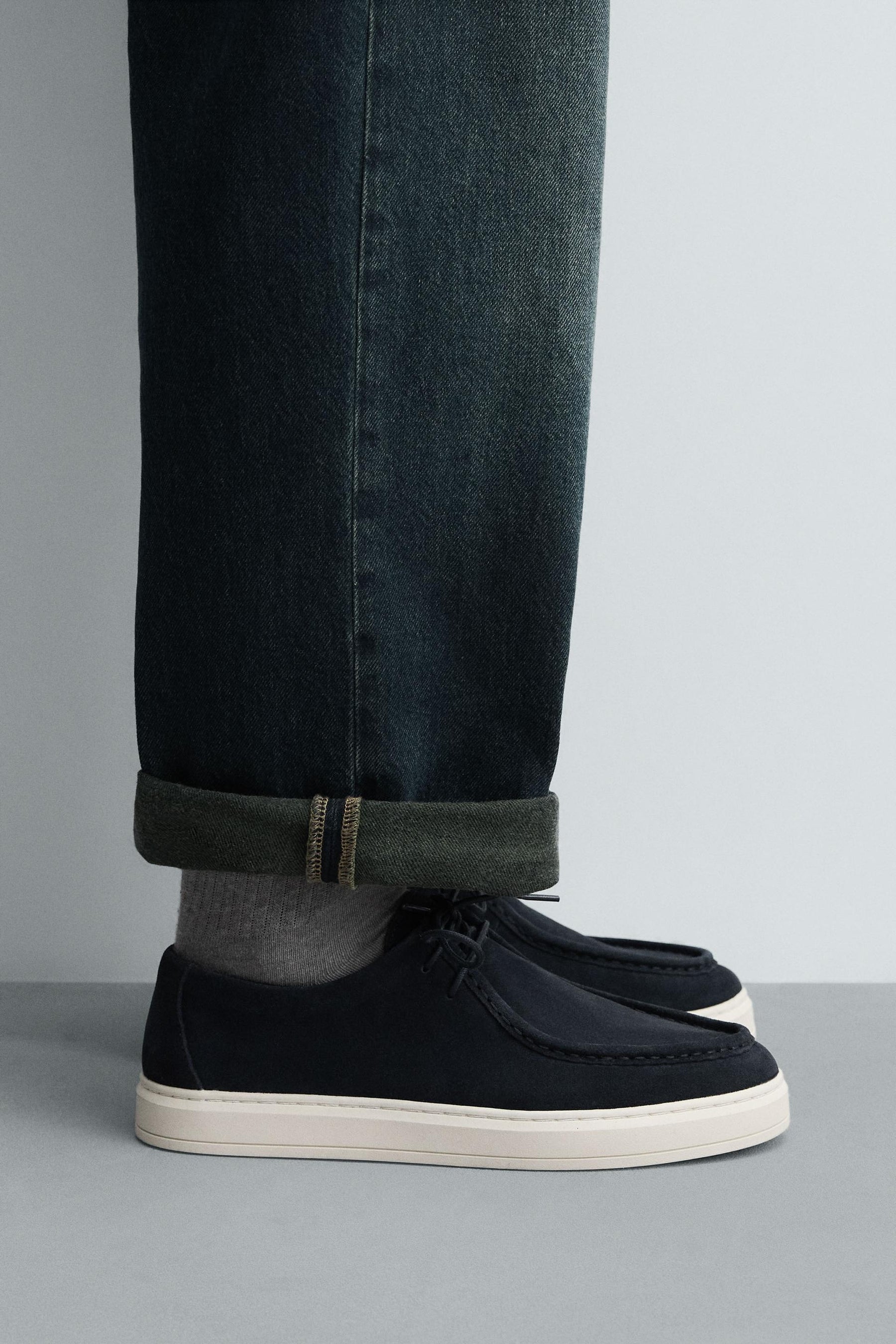 CASUAL LEATHER SHOES - Image 1