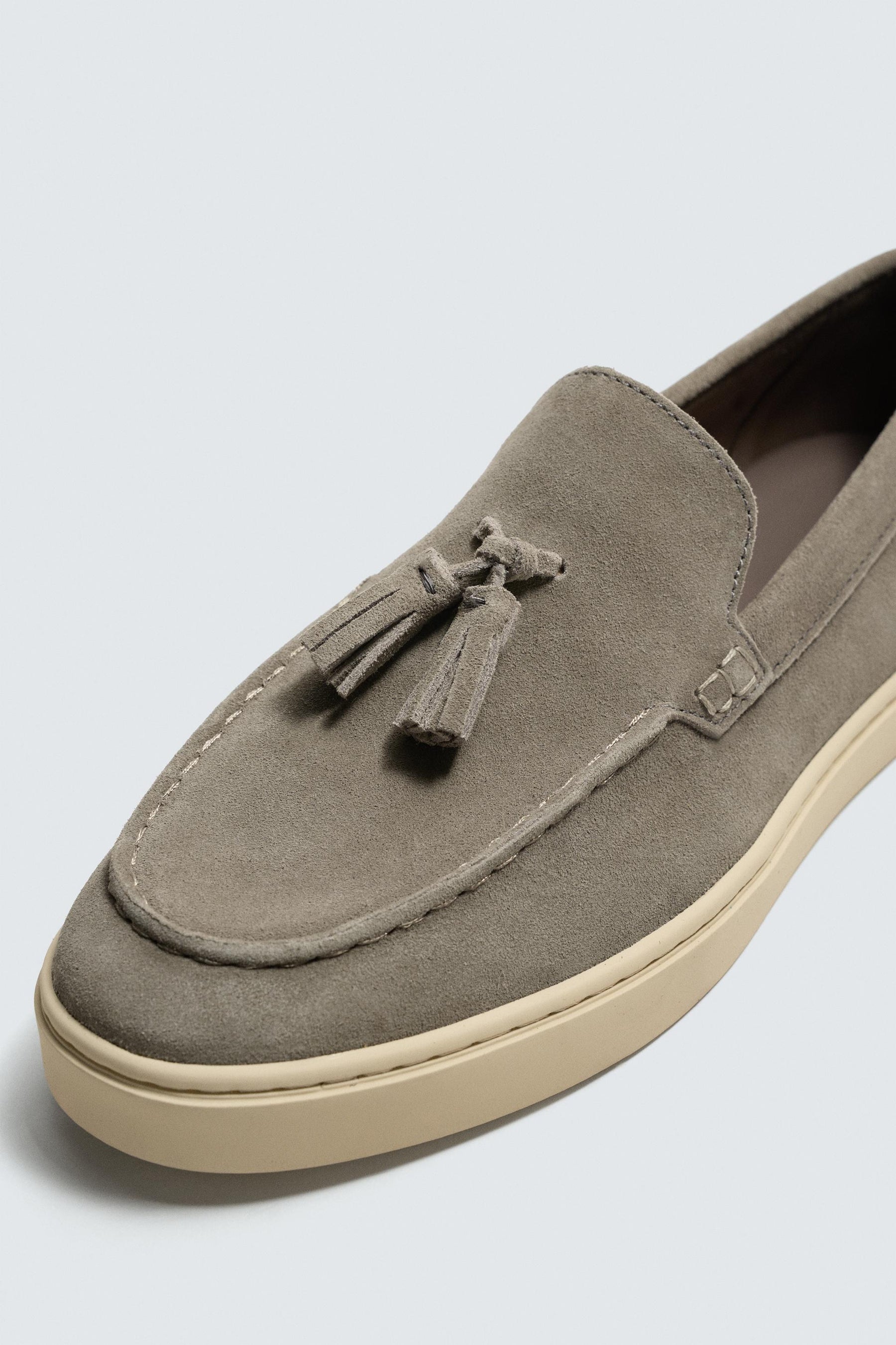 CASUAL LEATHER LOAFERS WITH TASSELS - Image 3