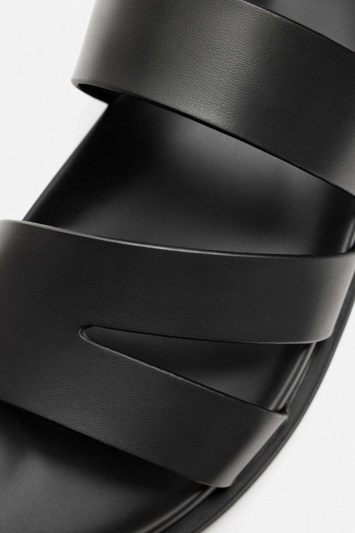 STRAPPY SANDALS - Image 2