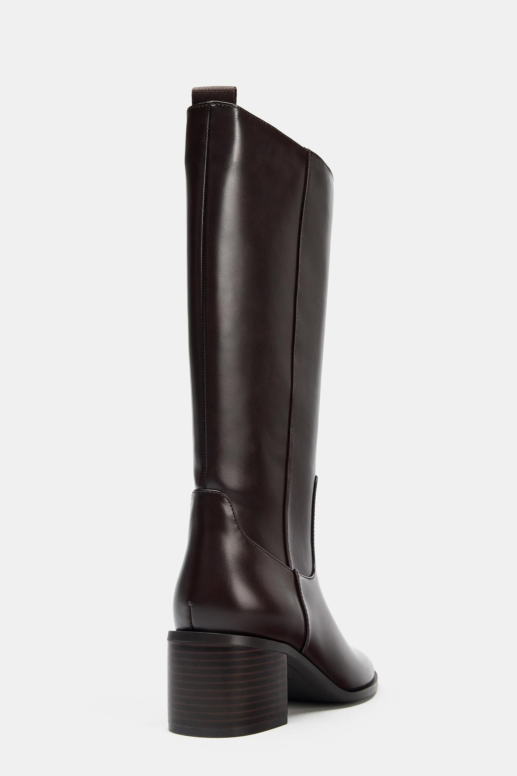 KNEE-HIGH BLOCK HEEL BOOTS