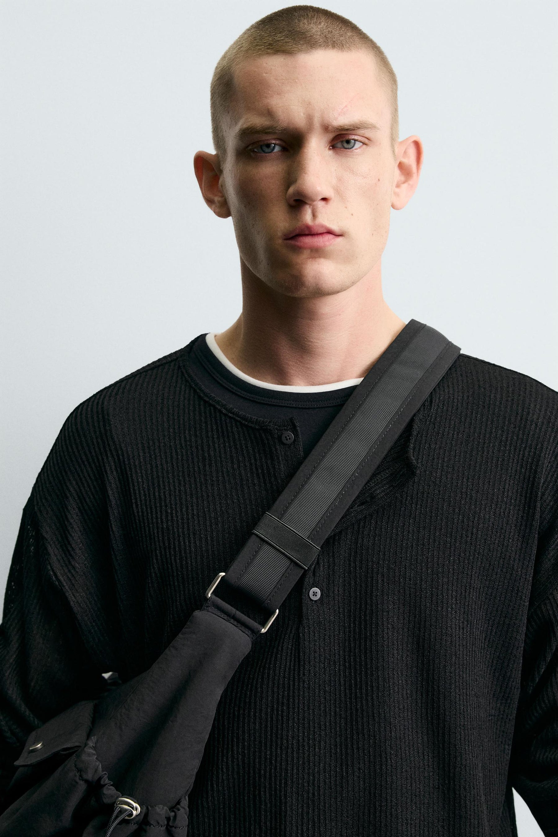 TECHNICAL MULTI-POCKET BAG - Image 2