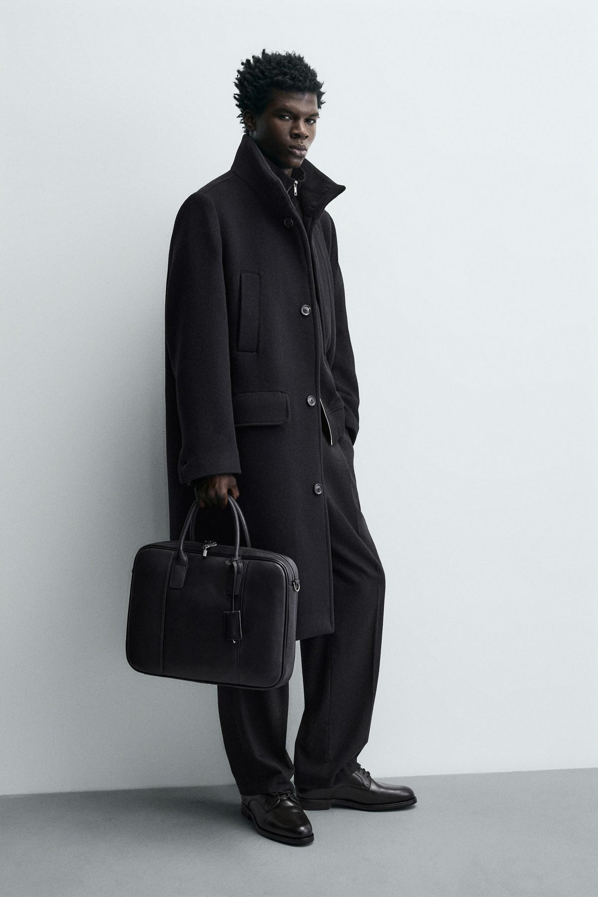 LEATHER BRIEFCASE - Image 2