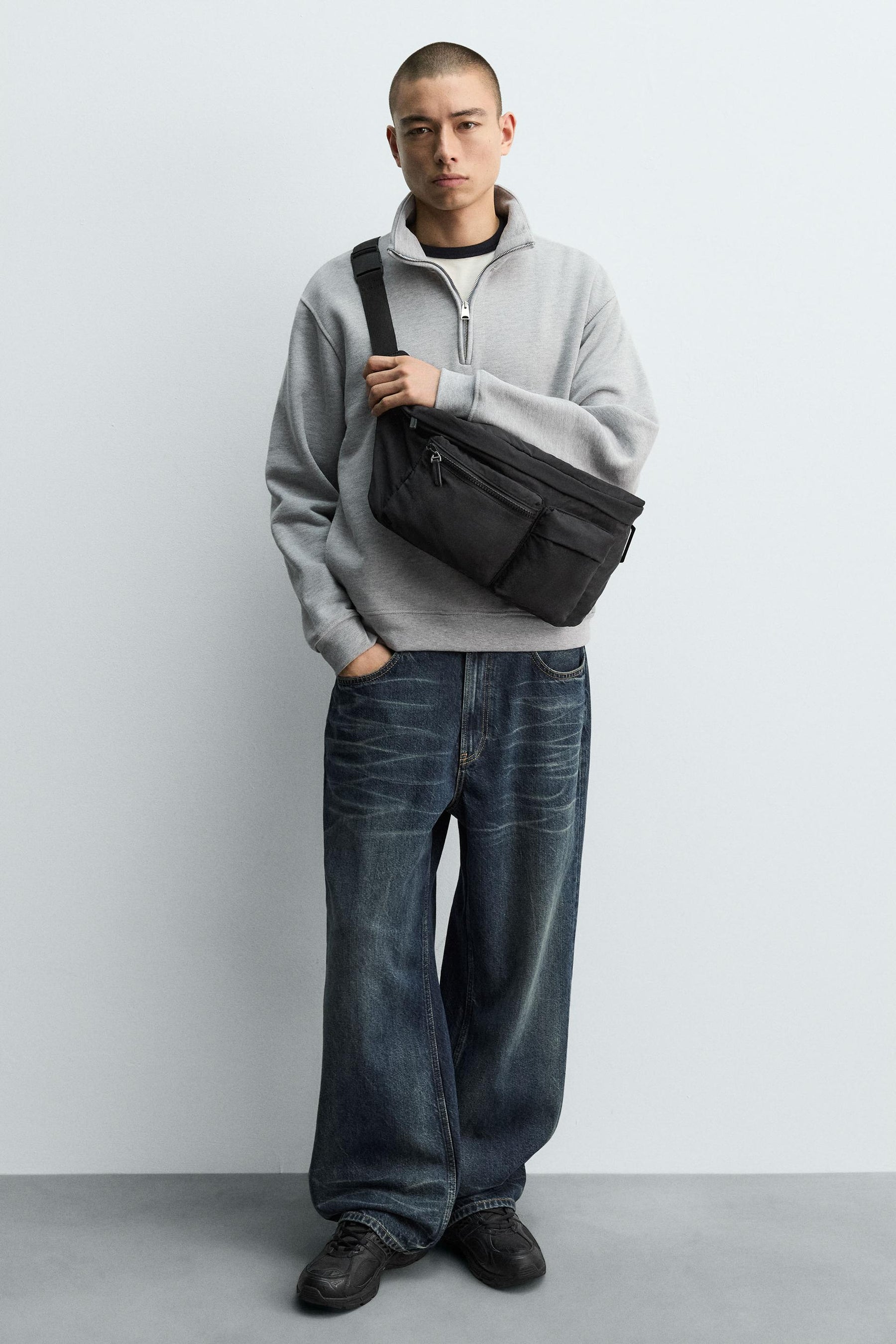 XL TECHNICAL FABRIC BELT BAG - Image 2