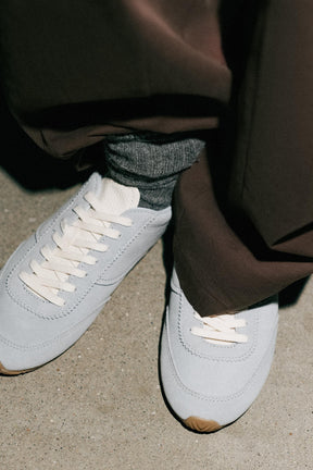 CONTRAST LEATHER TRAINERS