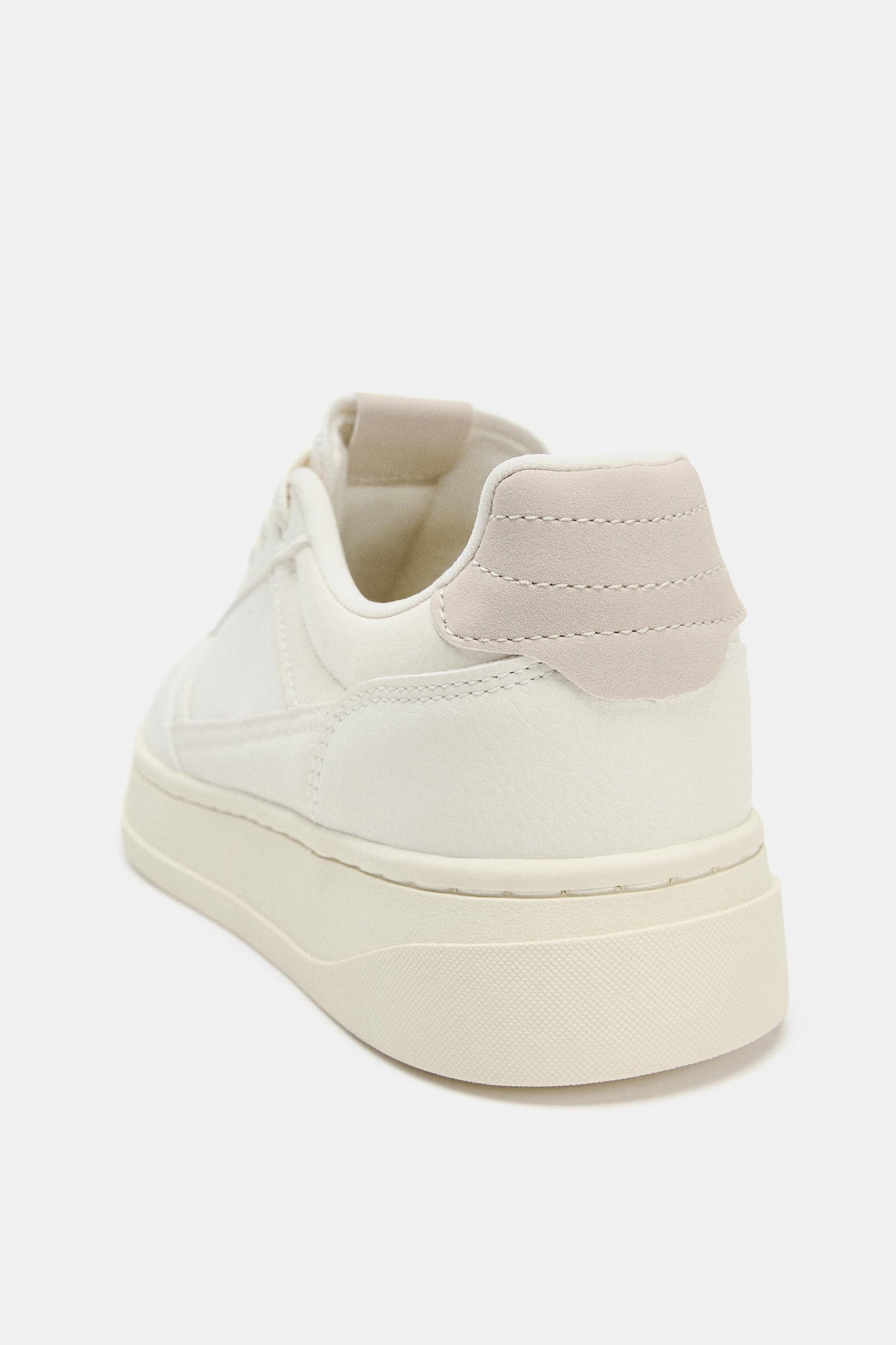 CONTRAST ATHLETIC TRAINERS