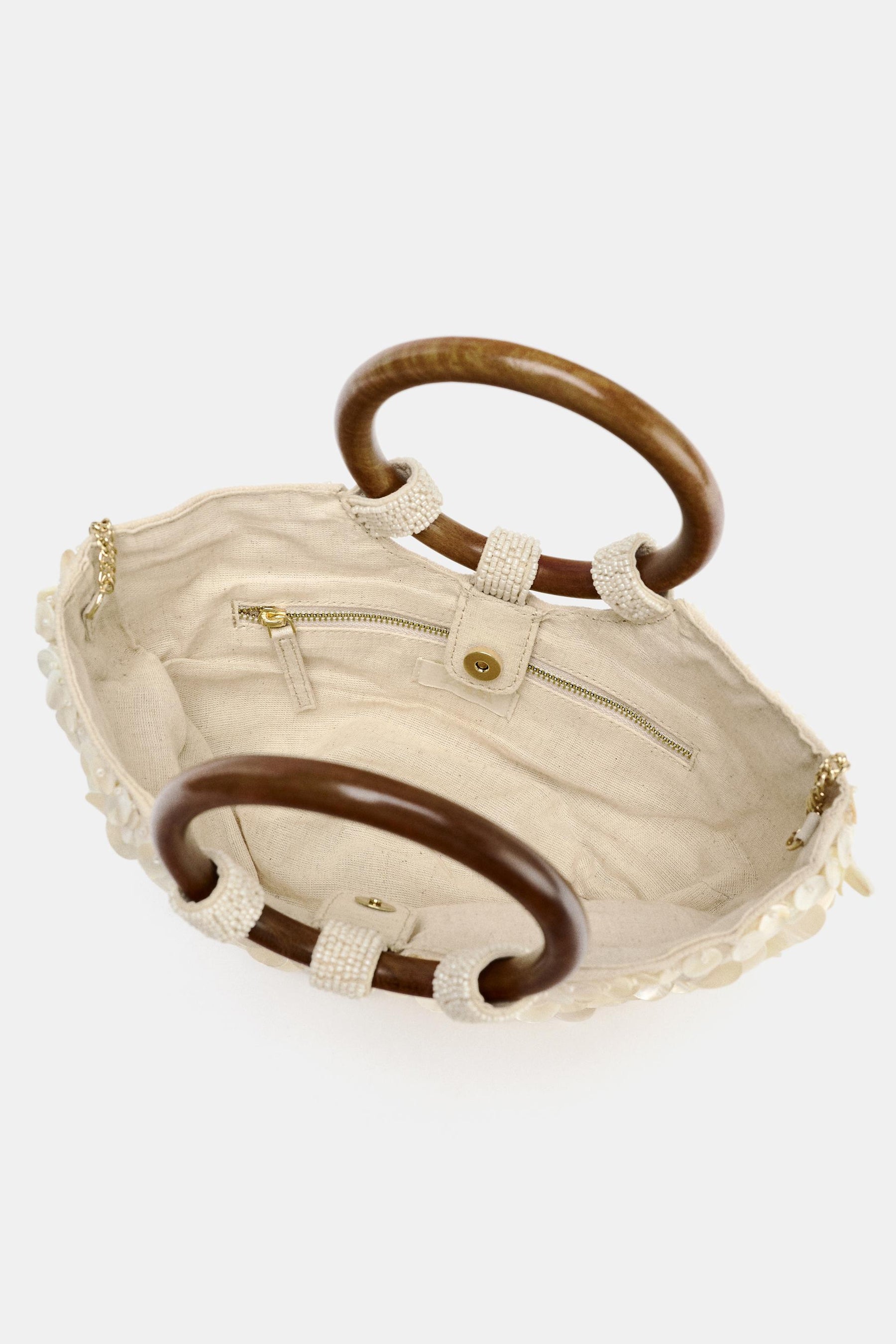 PEARLESCENT APPLIQUÉ BAG